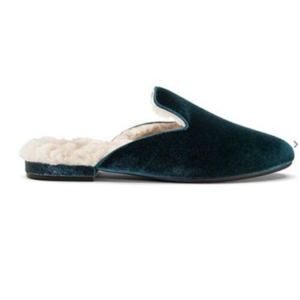 Birdies Phoebe Faux Fur Mule.  US 9.5